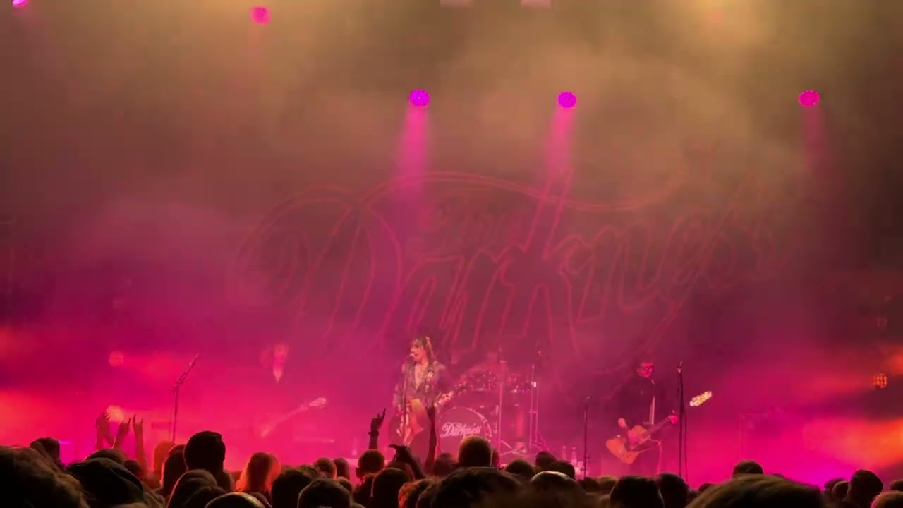 The Darkness - Japanese Prisoner Of Love @ Poolen, København 4/10-2025