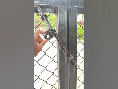 sliding gate locking system - YouTube