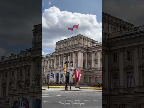 ❤Иногда Петербург ведёт себя как идеальный друг: не просит денег, но зовёт гулять.