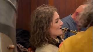 Bend in the Middle - Ireland Pub Version