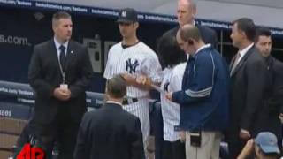 Raw Video: Sotomayor Throws Out First Pitch