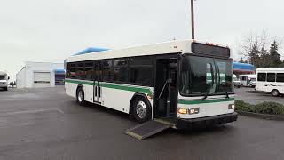 2006 Gillig Low Floor 32 Passenger ADA Transit Bus - T77051