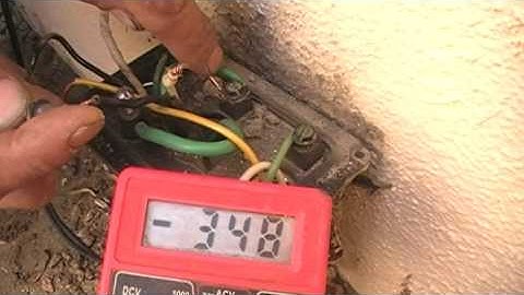 How to fault test a pool light fixture