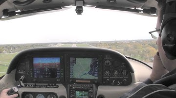 Landing at Detroit City Airport in a Cirrus SR22