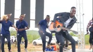 UMKHUTHAZI - Live @ Skhoveni