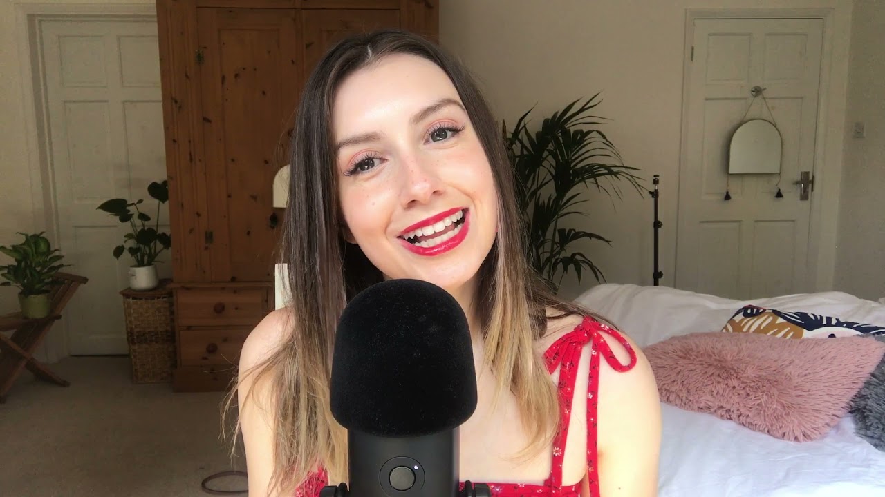 ASMR 2 facts and a lie! Whispering 