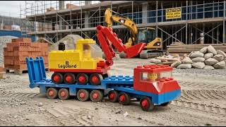 Lego 681 - 1971 Low Loader with 4 Wheel Excavator