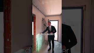 Verifică clasele de foc înainte să alegi materialele.