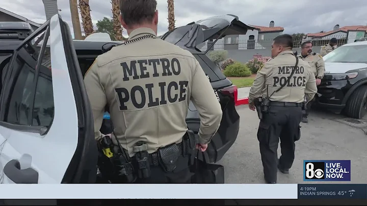 Las Vegas police, others provide Thanksgiving meals to 500 families