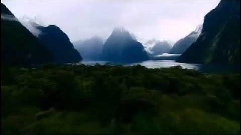 تلاوات نادرة   حسين سراج الدين – الفاتحة 5