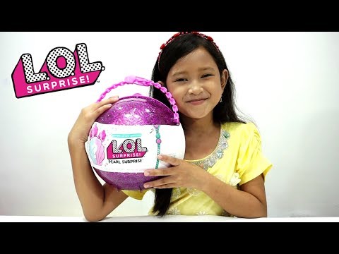 LOL Pearl Surprise Toy Hunt At Smyths Toys Store | Toys AndMe. 