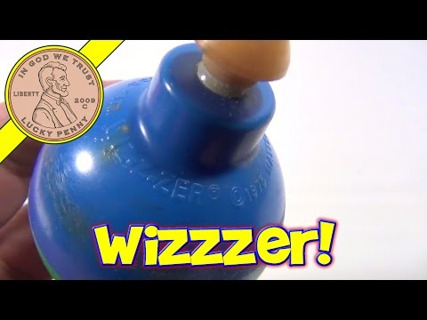 1975 Wiz-z-zer Blue and Green Top Mattel -Wizzzer Spinning Fun!