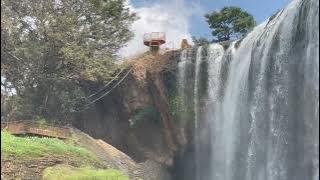 Lihn An pagoda and Elephant waterfalls. VIETNAM 