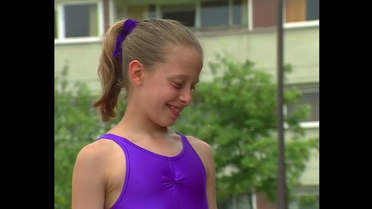 Brum Series 1, Episode 9 Brum and the Stilt Walker (1991) YouTube