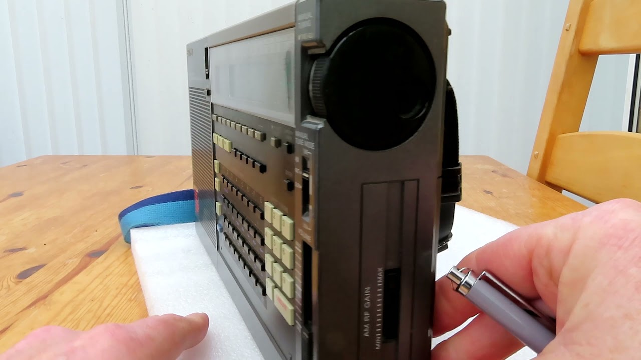 The Sony ICF 2001D