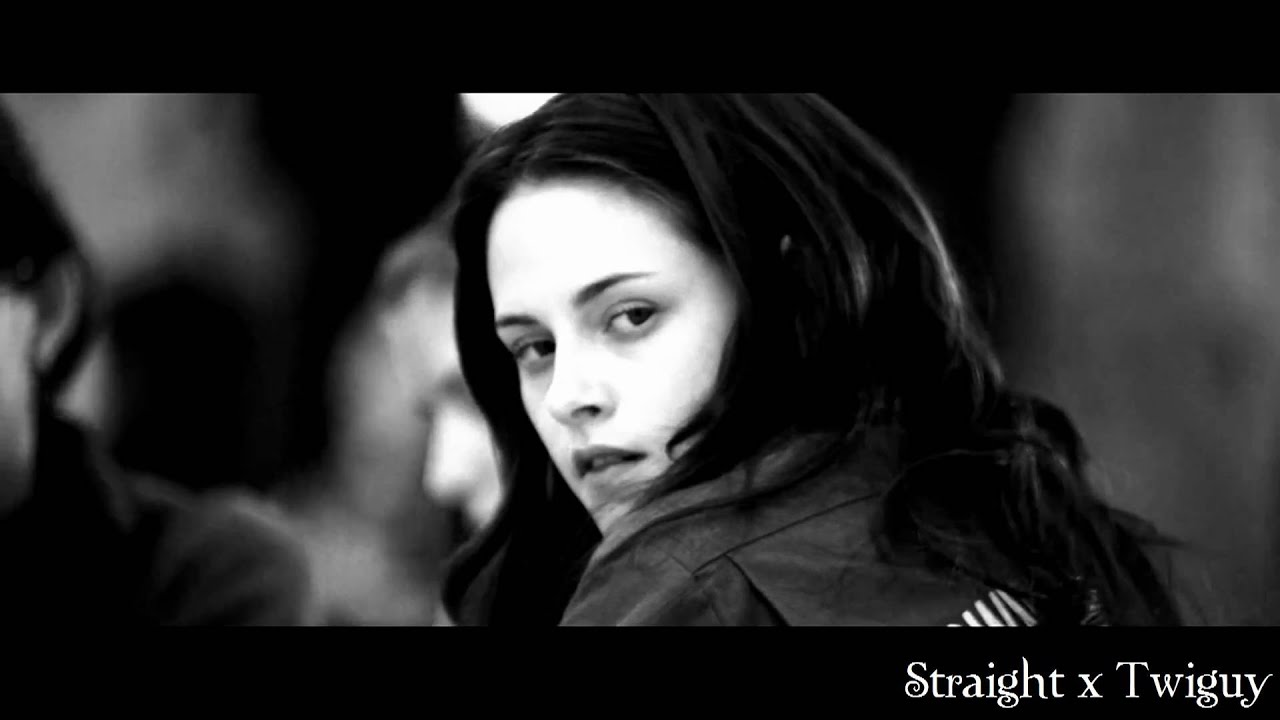 Bella Swan • Twilight // River Flows In You - YouTube