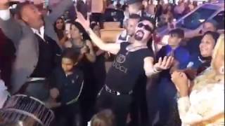 Download lagu Hendek 39 te bir sünnet düğününü öncesi konvoy yapan Roman vatandaşlar Cumhuriyet alanında göbek attıla Hendek 39 te bir sünnet düğününü öncesi konvoy yapan Roman vatandaşlar Cumhuriyet alanında göbek attıla