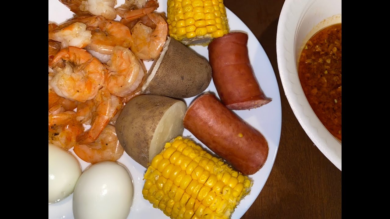 THE BEST SHRIMP BOIL WITH COPYCAT HOT & JUICY CRAWFISHW SAUCE