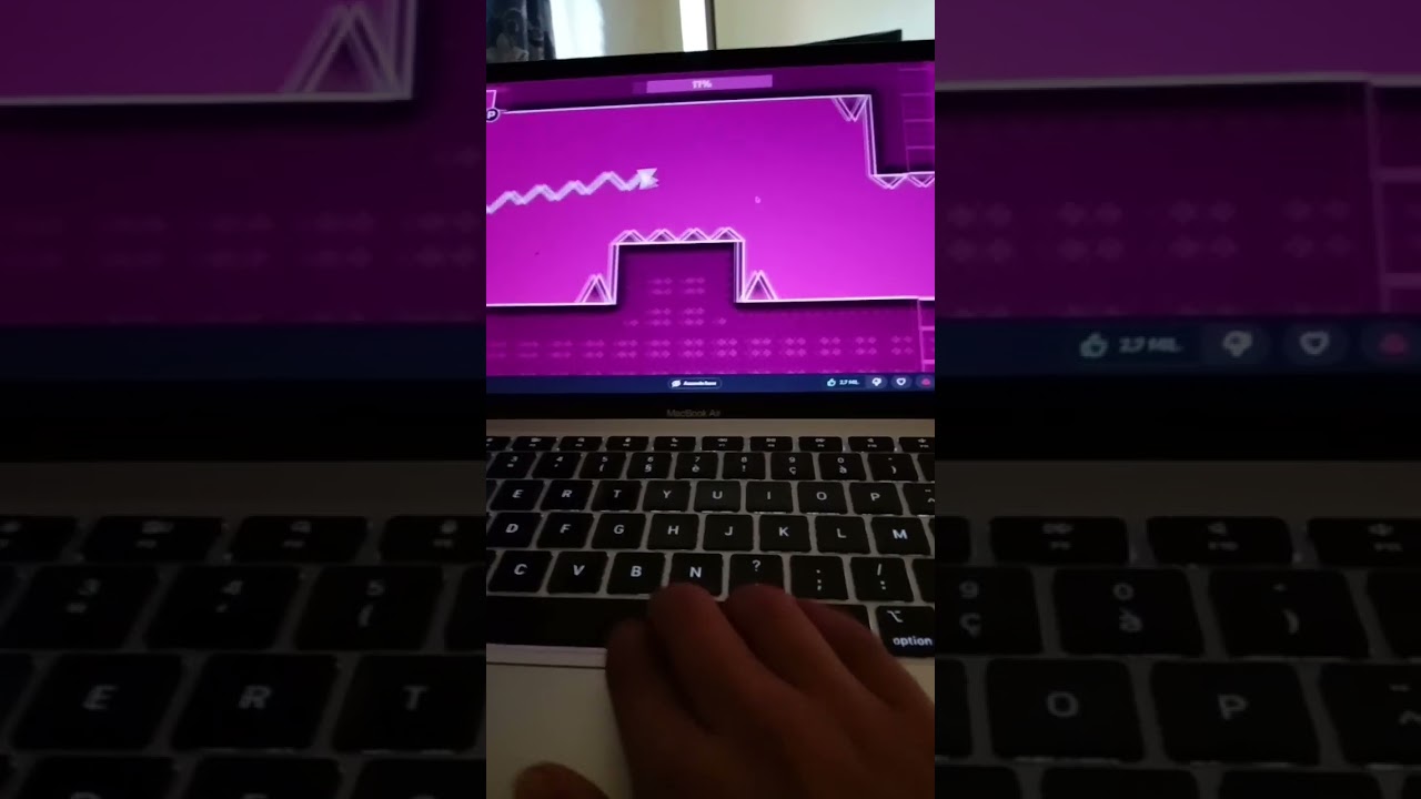 Ar fi buna o mamalinga😸