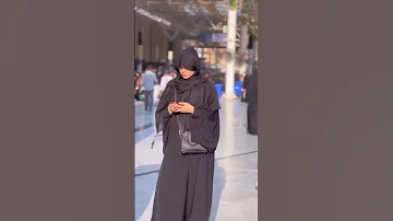 زائره يرانيه في كربلاء المقدسة يازينب مشاية الاربعين كربلاء المقدسة المشايه المقدسه ياعلي 