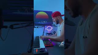 Kavinsky - Night Call (metal cover by Charlie Parra del Riego) Runner keyboard edit Resimi