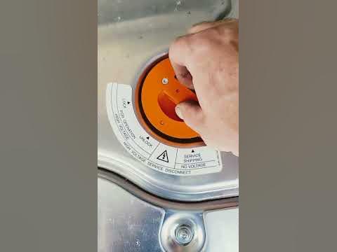 High Voltage Battery Reset🔋 Ford Escape Hybrid - YouTube