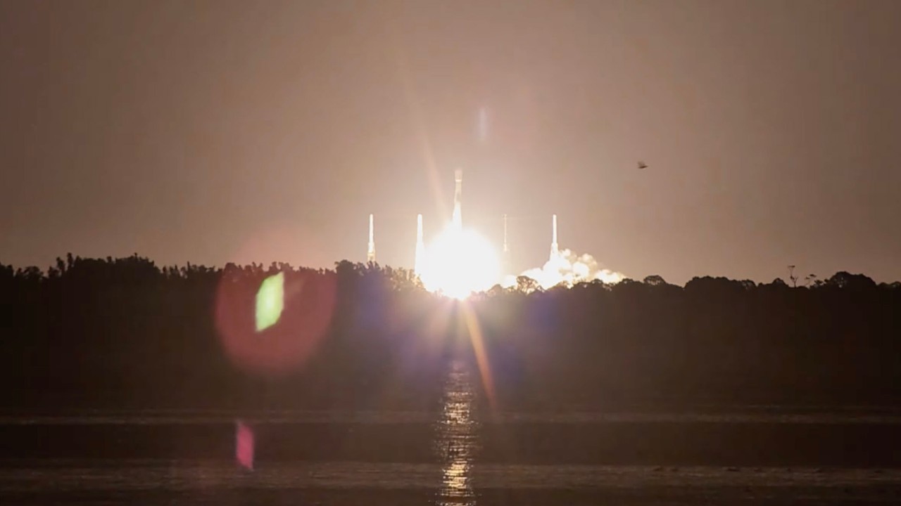 Feb 21, 2025: Caught on Camera: Rocket Launch of SpaceX Falcon 9 from ...