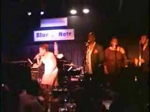 Elizabeth Withers Feat GORDON CHAMBERS "HeartStrin...