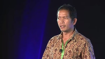 Using a Pay it Forward model to build a sustainable school in a slum | Odin Olaya | TEDxKamitiPrison