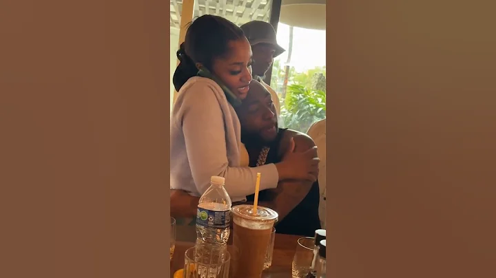 Awww Davido and his beautiful wife Chioma, having a romantic moment. #2025shorts #couple #viral