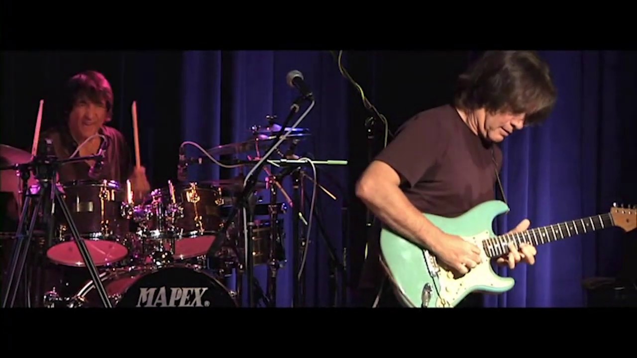 Carl Verheyen Guitarist playing THE ROAD DIVIDES from the DVD of