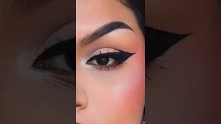 Karwachauth easy hooded eyes winged eyeliner #karwachauth2025 #shorts #trendingsong #viral #trend