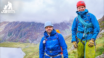 Scrambling / Mountaineering part 2. Scrambling techniques such as chest / alpine coils and belays.