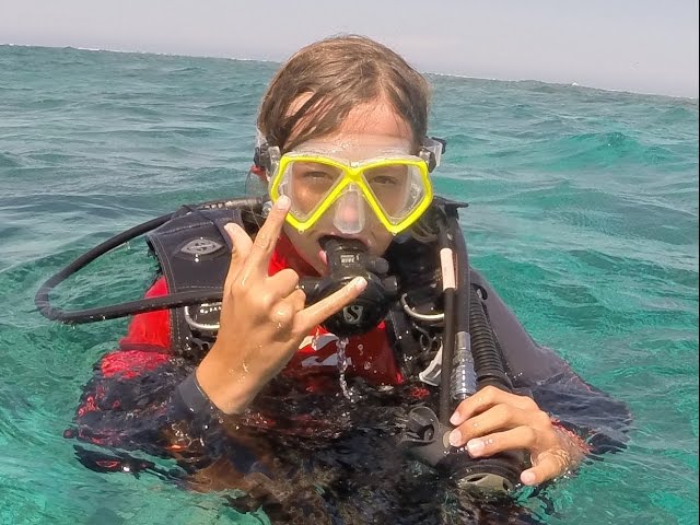 Crew get PADI certified to SCUBADIVE Episode 15 (Sailing Catalpa)