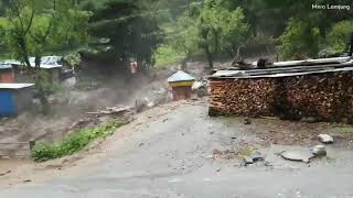 Manang Flood Update : निरन्तर पानी पछिको बाढीका कारण  मनाङको गाउपालिका डुबान मा # #Shorts