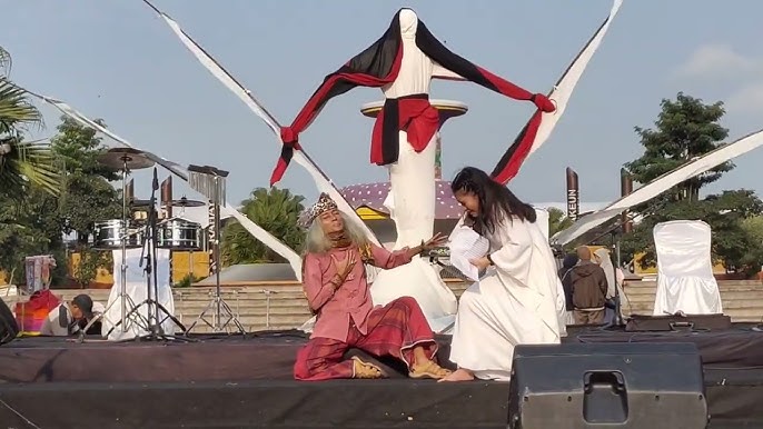 Ser Devid pornosini tomosha qiling