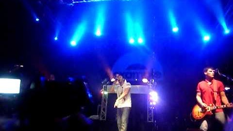 Example- 02 Academy, Newcastle 1/10/10 : Watch The Sun Come Up