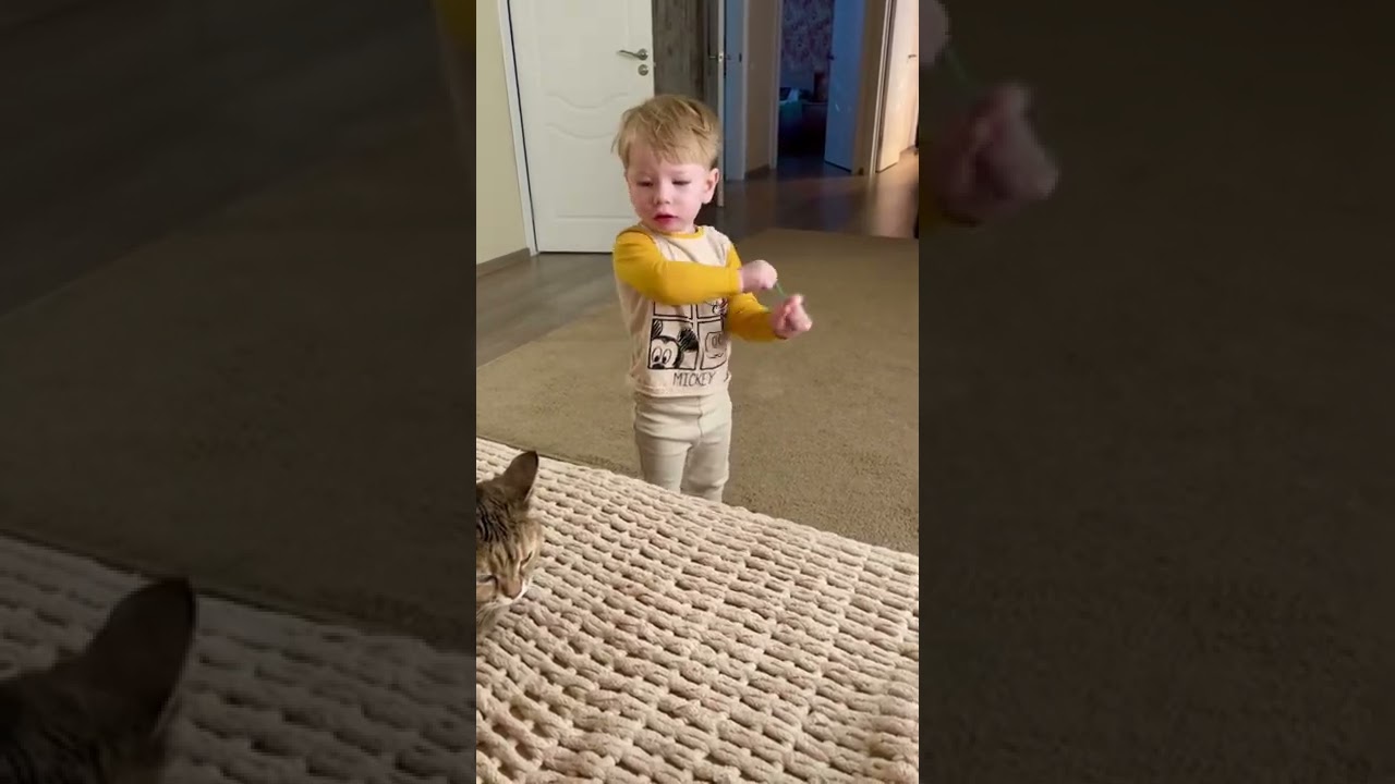 First words. Learning to speak. Children speak. 