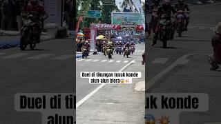 Duel at the hairpin corner #shrots