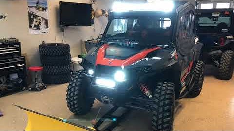 Polaris General XP upper door comparison! Spike vs Seizmik