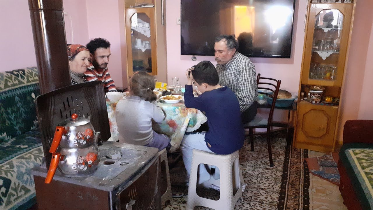 Sabah kahvaltısı ailecek