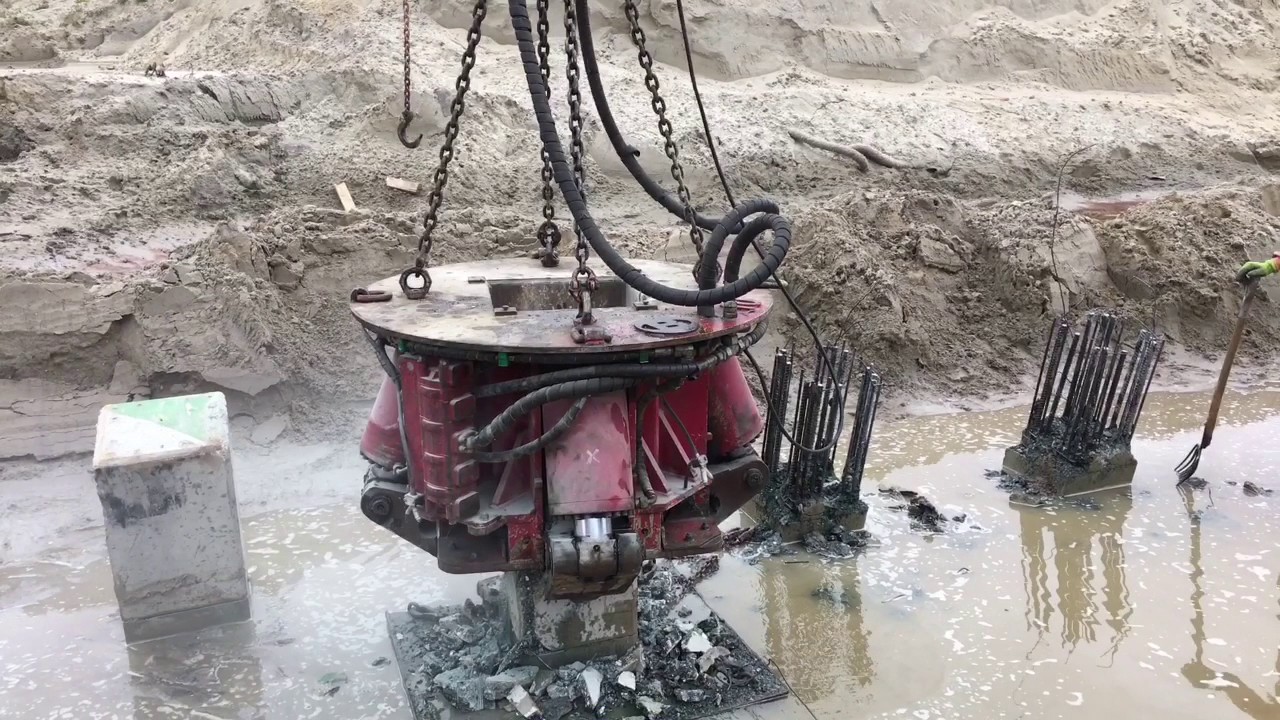 Koppensnellen heipalen met stofverneveling