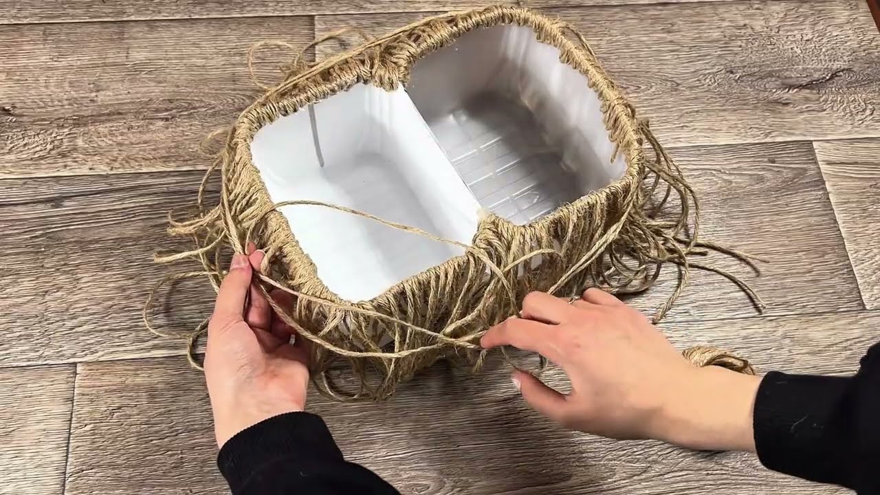 Этот пластиковый кувшин теперь просто НЕОБХОДИМ.