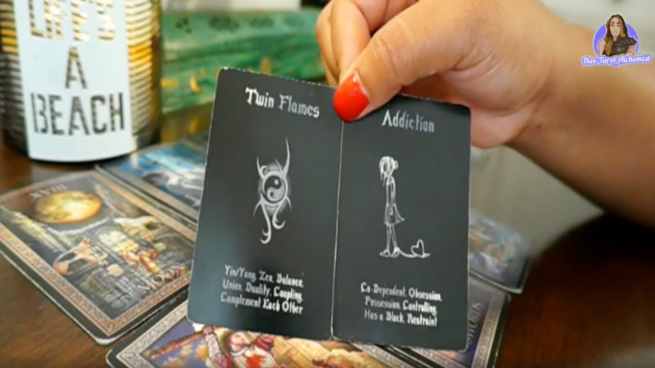 LIBRA ♎ YOUR TWIN FLAME 🔥 IS ADDICTED TO YOU 😱LIBRA DECEMBER 2021 TAROT READING | LIBRA TAROT TODAY