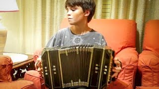 Tango: La Cumparsita por Gaspar Tatián (de 13 años) - Bandoneón solo chords