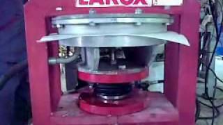 Larox PF lab test 1 04062009022.mp4