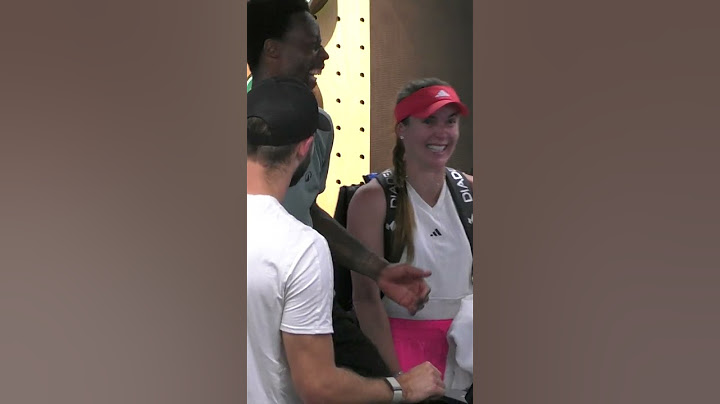 Elina Svitolina congratulates husband Gael Monfils after his great victory at the #AusOpen 🥹