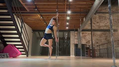 How to do a Pole Pirouette