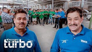 Oscar cumple 30 años en el taller | Mexicánicos | Discovery Turbo