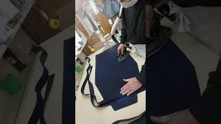 藍染め剣道袴のアイロン掛け